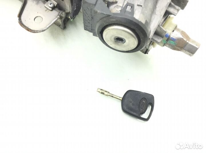 Замок зажигания Ford Fiesta 5 1.3 I 2007