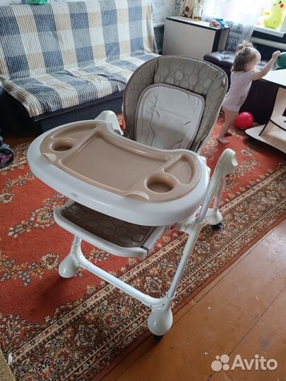 Детский стол для кормления