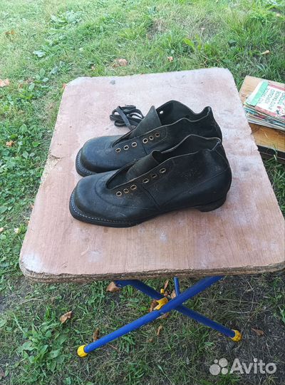 Лыжные ботинки СССР