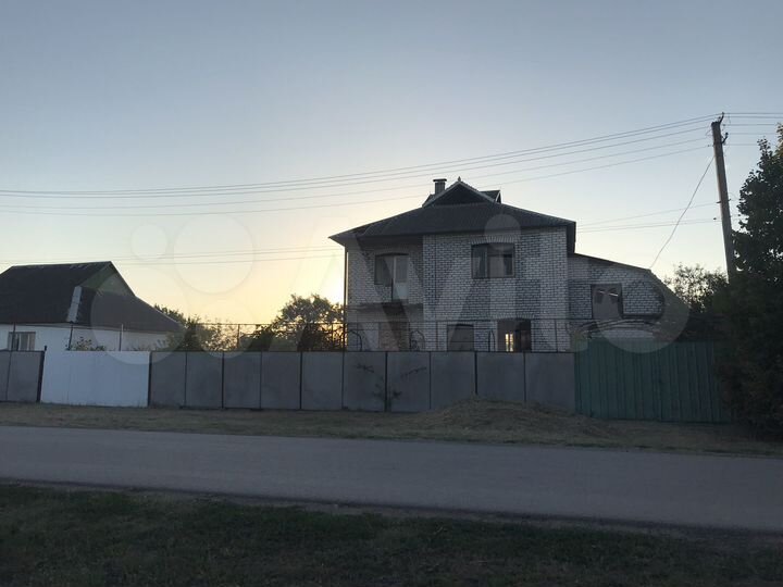 Дом 298 м² на участке 30 сот.