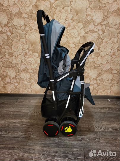 Прогулочная коляска как новая