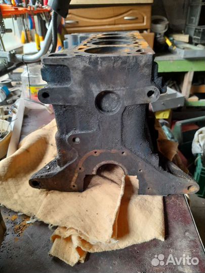 Блок двигателя ваз