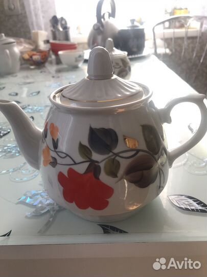 Сервиз чайный на 12 персон новый