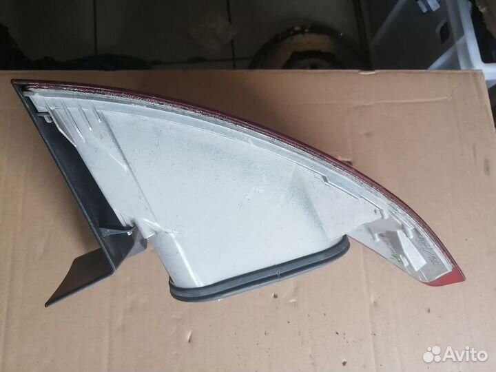 Фонарь задний правый Ford Mondeo 4 седан