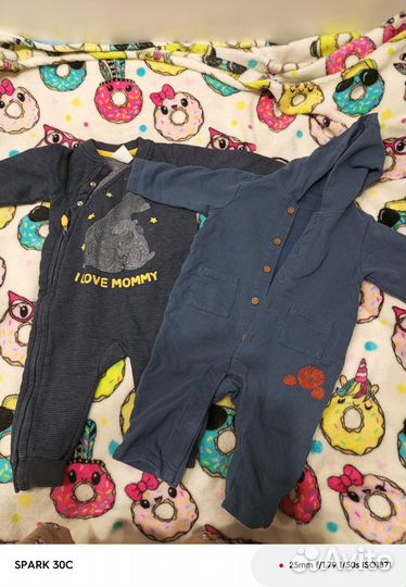 Продам детские вещи