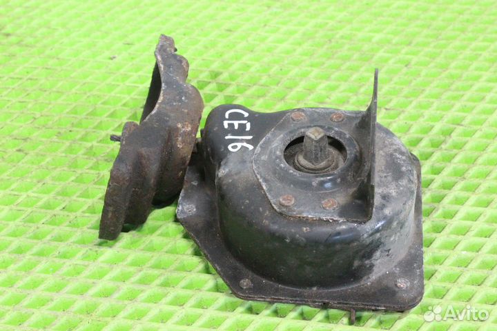 Крепление запаски Cadillac Escalade GMT800