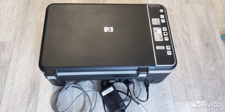Цветной струйный принтер-сканер HP DeskJet F4180