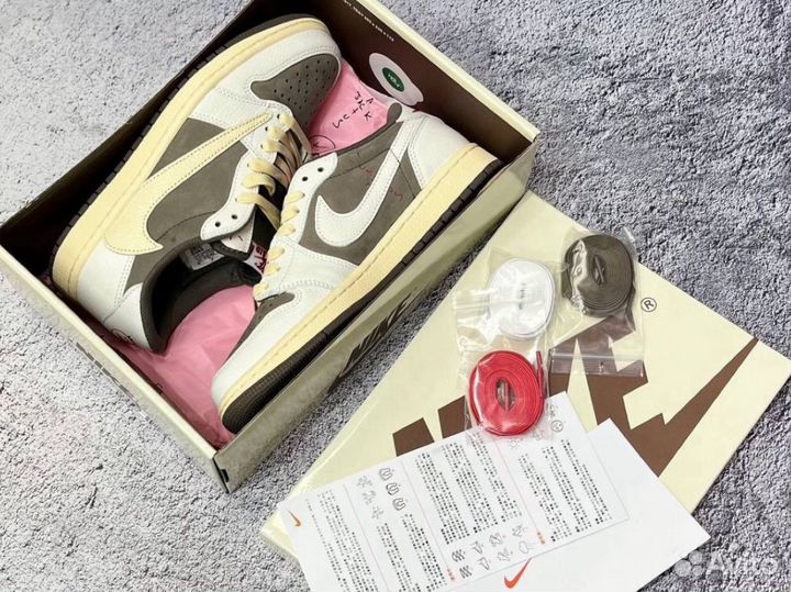 Кроссовки Nike Air Jordan 1 Low x Travis Scott