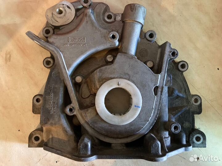 Маслонасос Дискавери 4 LR013487