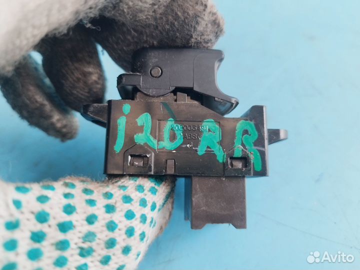 Кнопка стеклоподъёмника заднего для Hyundai i20