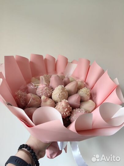 Букет из клубники в шоколаде