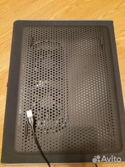 Подставка для охлаждения ноутбука