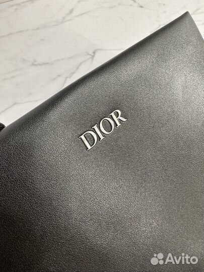 Косметичка Dior черного цвета