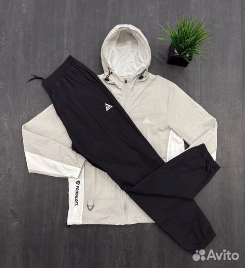 Спортивный костюм водоотталкивающий Nike ACG