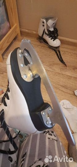 Коньки фигурные детские маленького размера