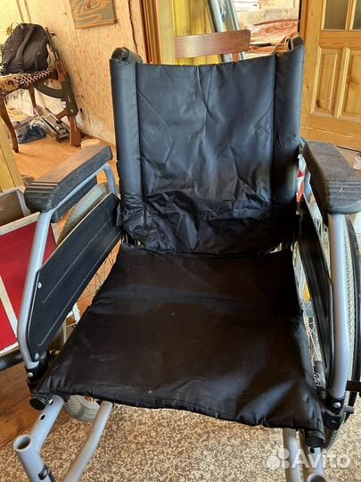 Инвалидная коляска складная бу