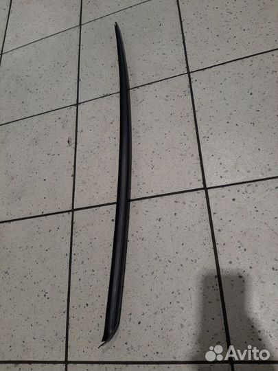 Молдинг лобового стекла передний левый Audi A4 8W