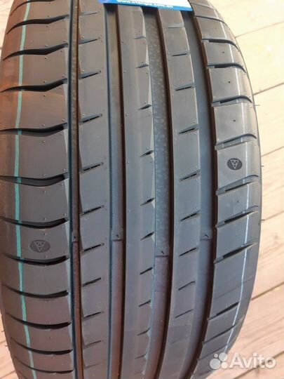 Triangle EffeXSport TH202 235/55 R20 105W