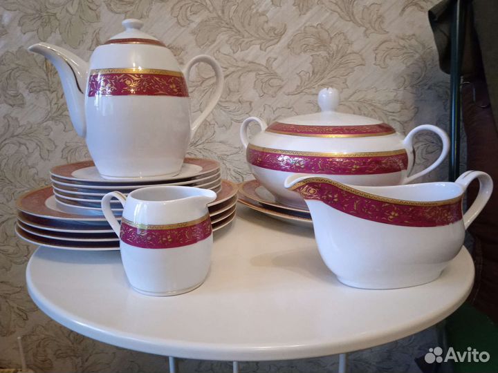 Набор столовой посуды японский фарфор новый