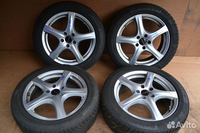 Диски R17 с всесезонными шинами 225 50 17