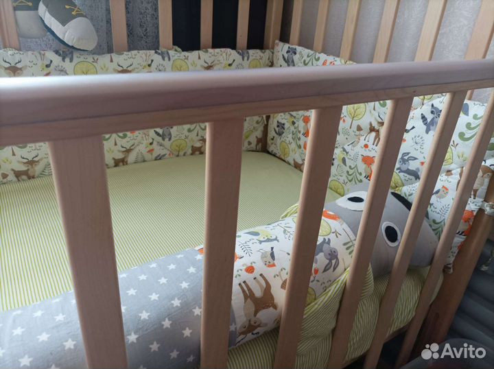 Детская кроватка