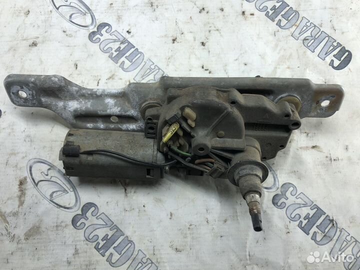 Моторчик заднего дворника Volkswagen Golf 3