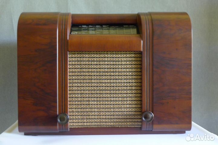 Ламповый радиоприемник Blaupunkt 4W67MK