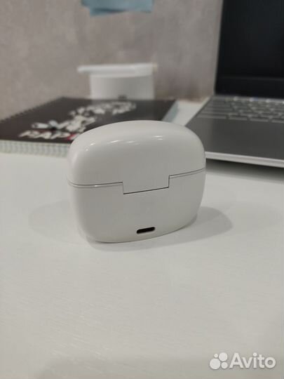 Беспроводные наушники JBL Tune 215 TWS