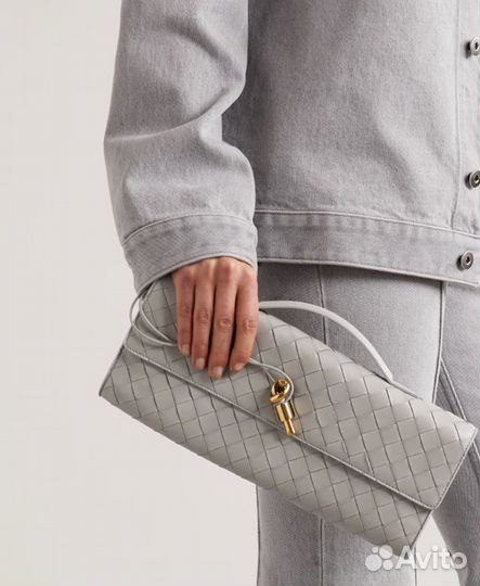 Kлатч Bottega Veneta