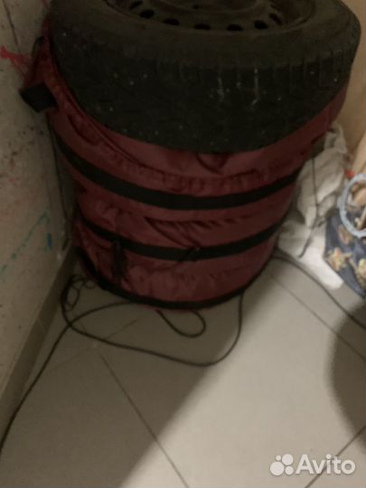 Колеса yоkohama зима 195/65 R15 с дисками