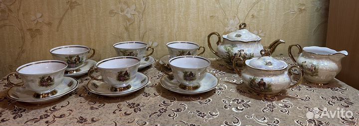 Сервиз чайный Мадонна Польша 1980гг фарфор глазурь