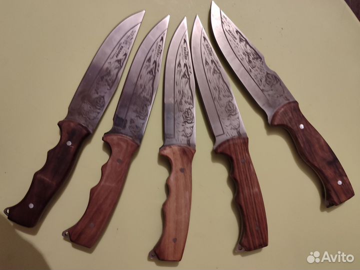 Нож фирменный Кизляр в кожаном чехле