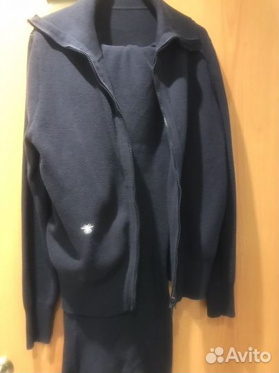 Костюм спортивный