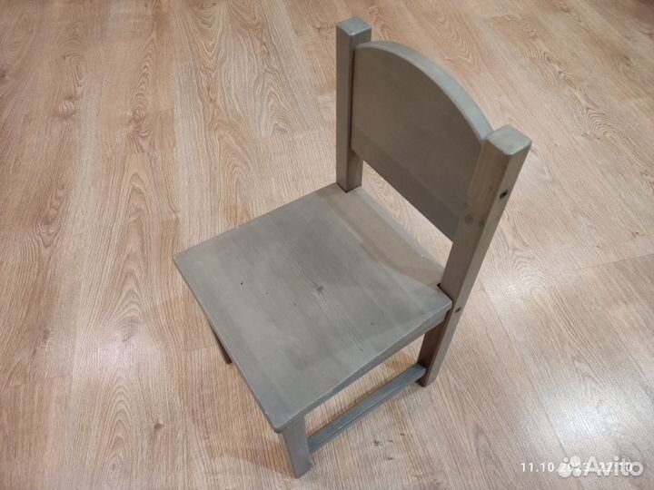 Столик и стульчик IKEA