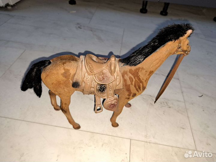 Реалистичная модель лошадки игрушка