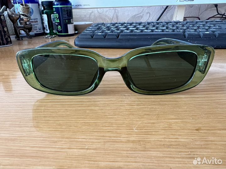 Солнцезащитные очки