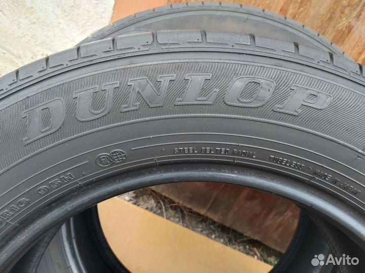 Dunlop Enasave EC300 215/60 R16