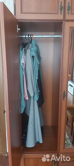 Продам шкаф для одежды
