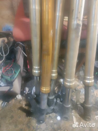 Перо вилки (Амортизатора) Kawasaki Z1000