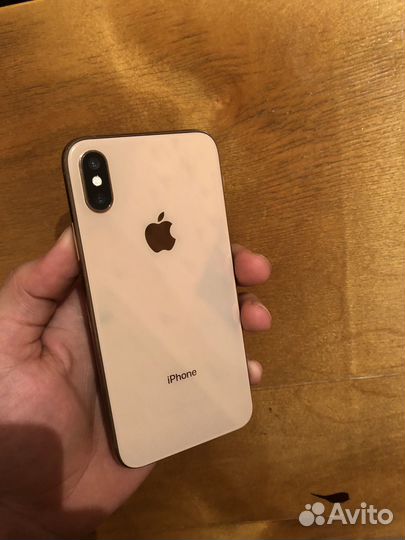 iPhone Xs, 64 ГБ