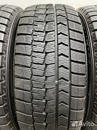 Dunlop Winter Maxx WM02 235/45 R18 94Q