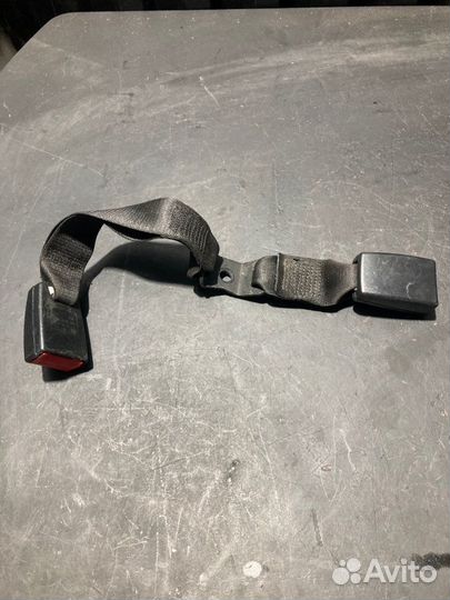 Ответная часть ремня безопасности задняя правая