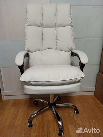 Кресло руководителя новое с бесплатной доставкой