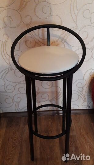 Барный стул
