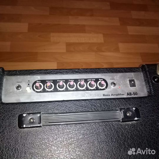 Комбики гитарные behringer Ibanez