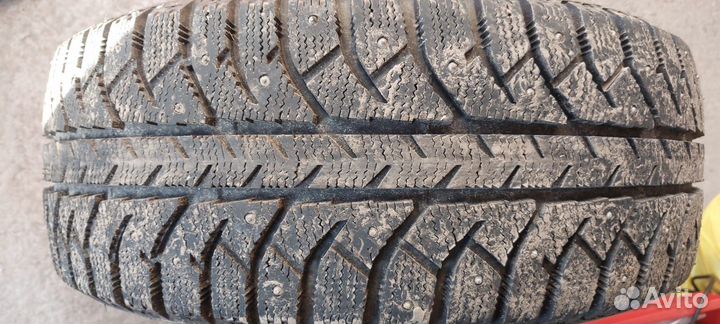 Bridgestone Ice Cruiser 7000S 205/50 R17 93T