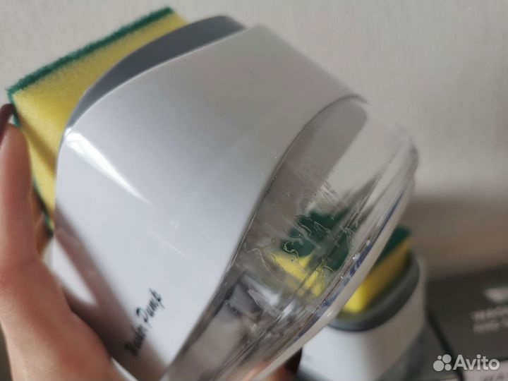 Диспенсер для моющего средства С Браком