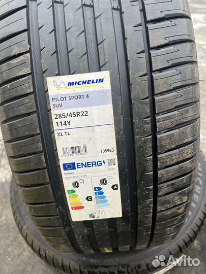 Michelin Pilot Sport 4 SUV 285/45 R22
