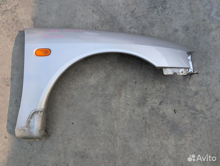 Крыло Mitsubishi Mirage CJ2A 4G15 Прав. Перед