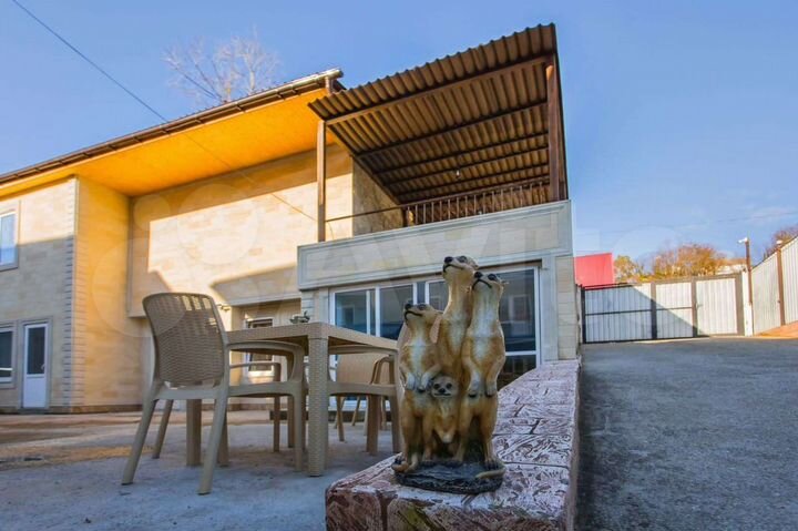 Дом 560 м² на участке 6 сот.